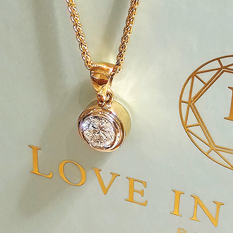 Love Note I Keepsake Pendant - The Diamond Solitaire